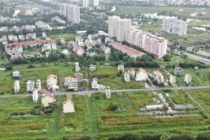HCMC to continue applying approved zoning and commune plans until 2027